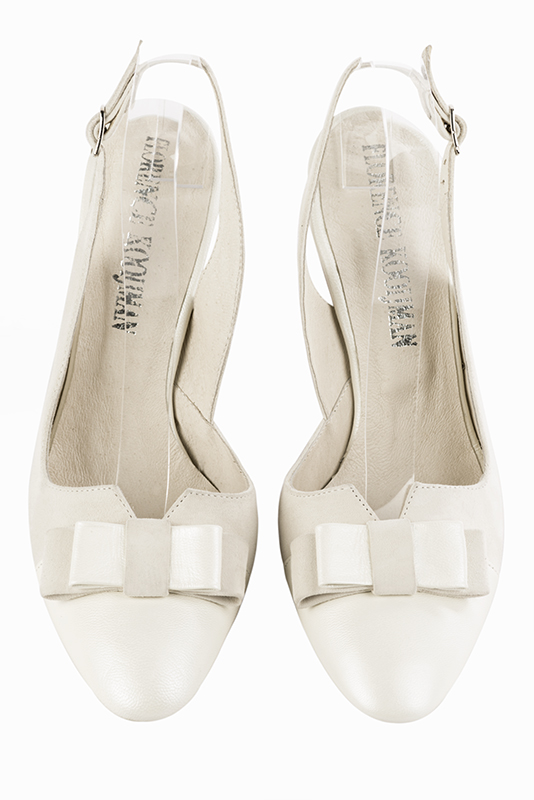 Off white women's open back shoes, with a knot. Round toe. Very high slim heel. Top view - Florence KOOIJMAN